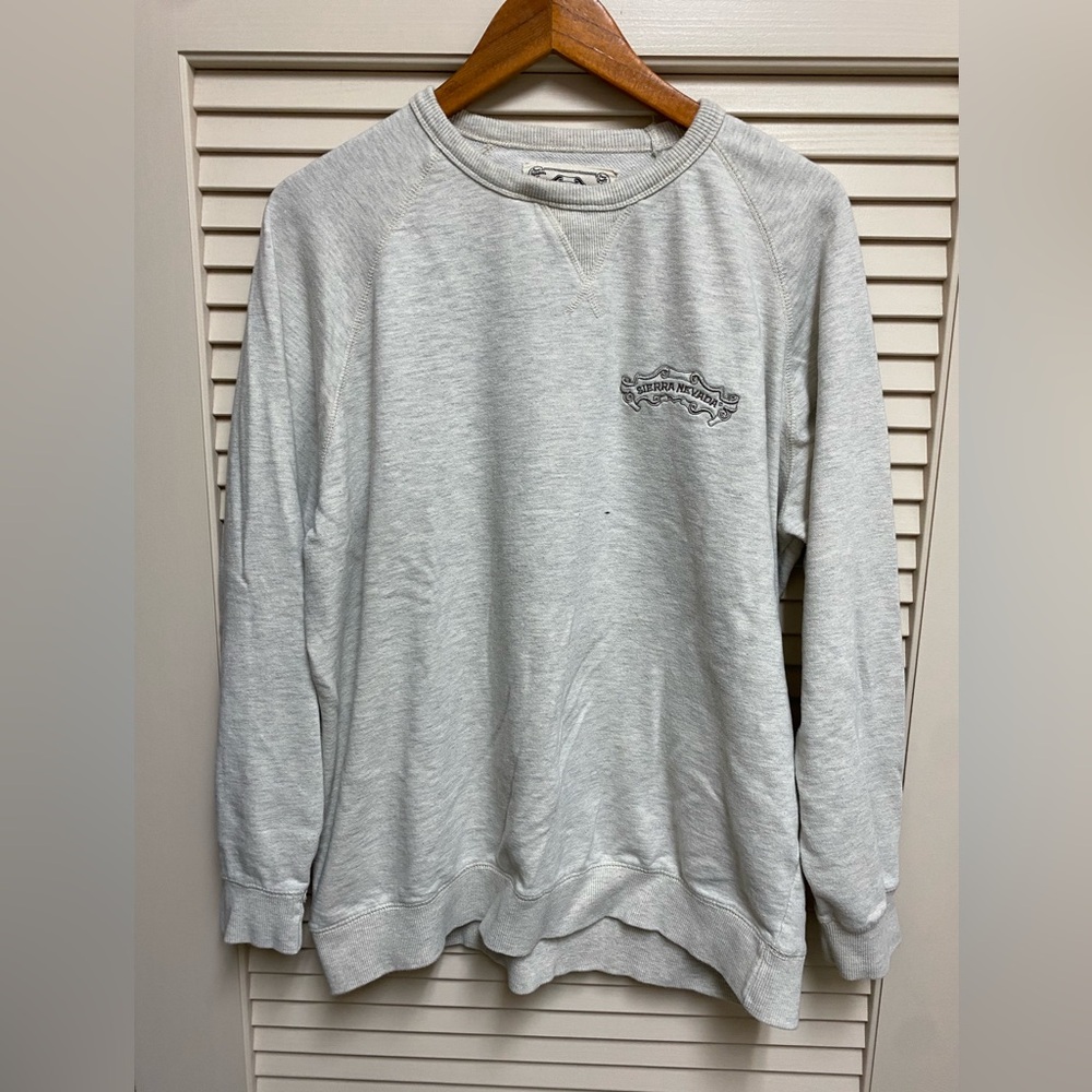 Sierra Nevada Brewing Co Sweatshirt Mens XL Beige Crewneck Pullover Outdoor Beer